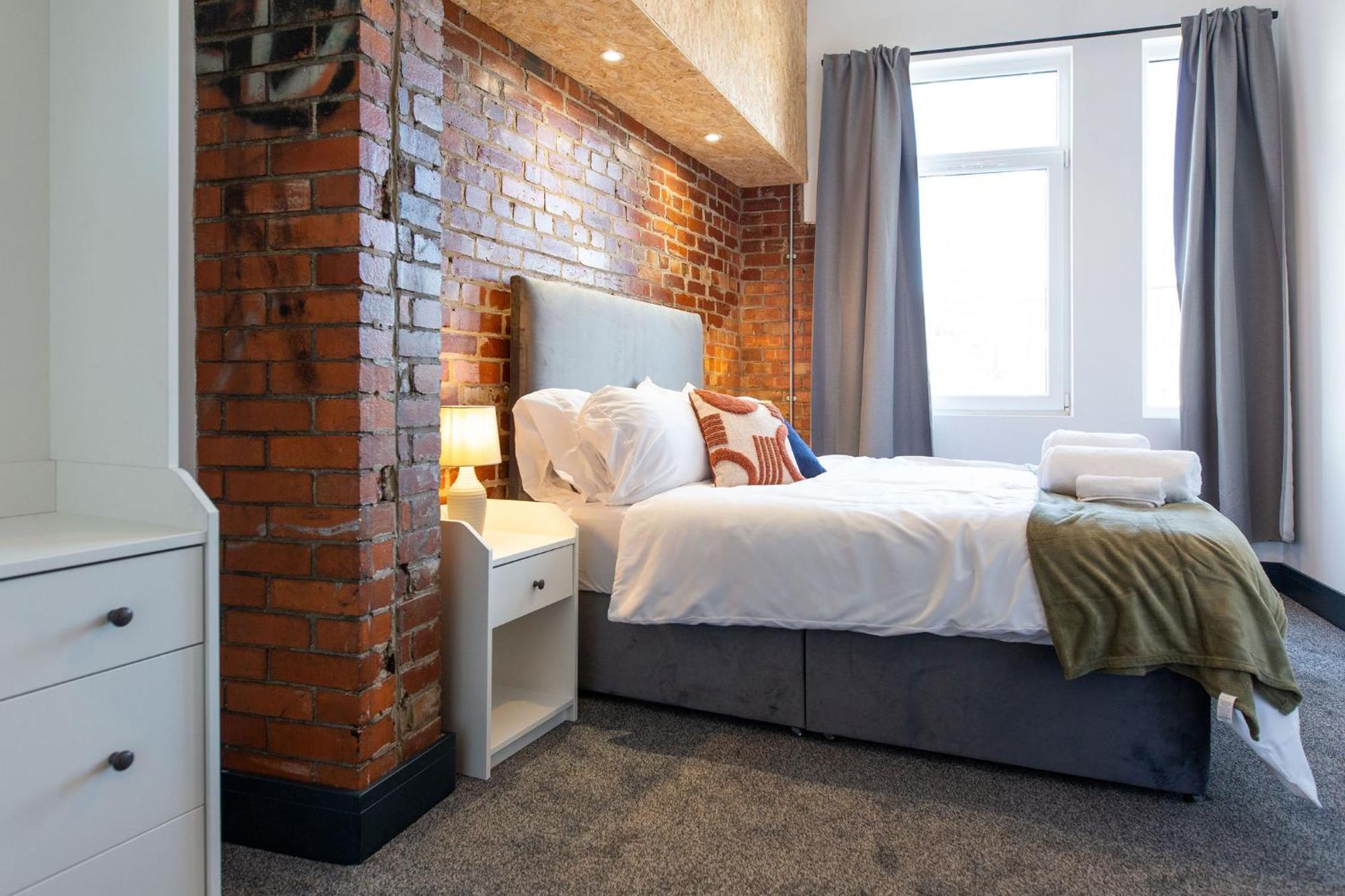The Kingsway- 2 Bedroom Central Swansea Apartments By Stayright Exterior foto